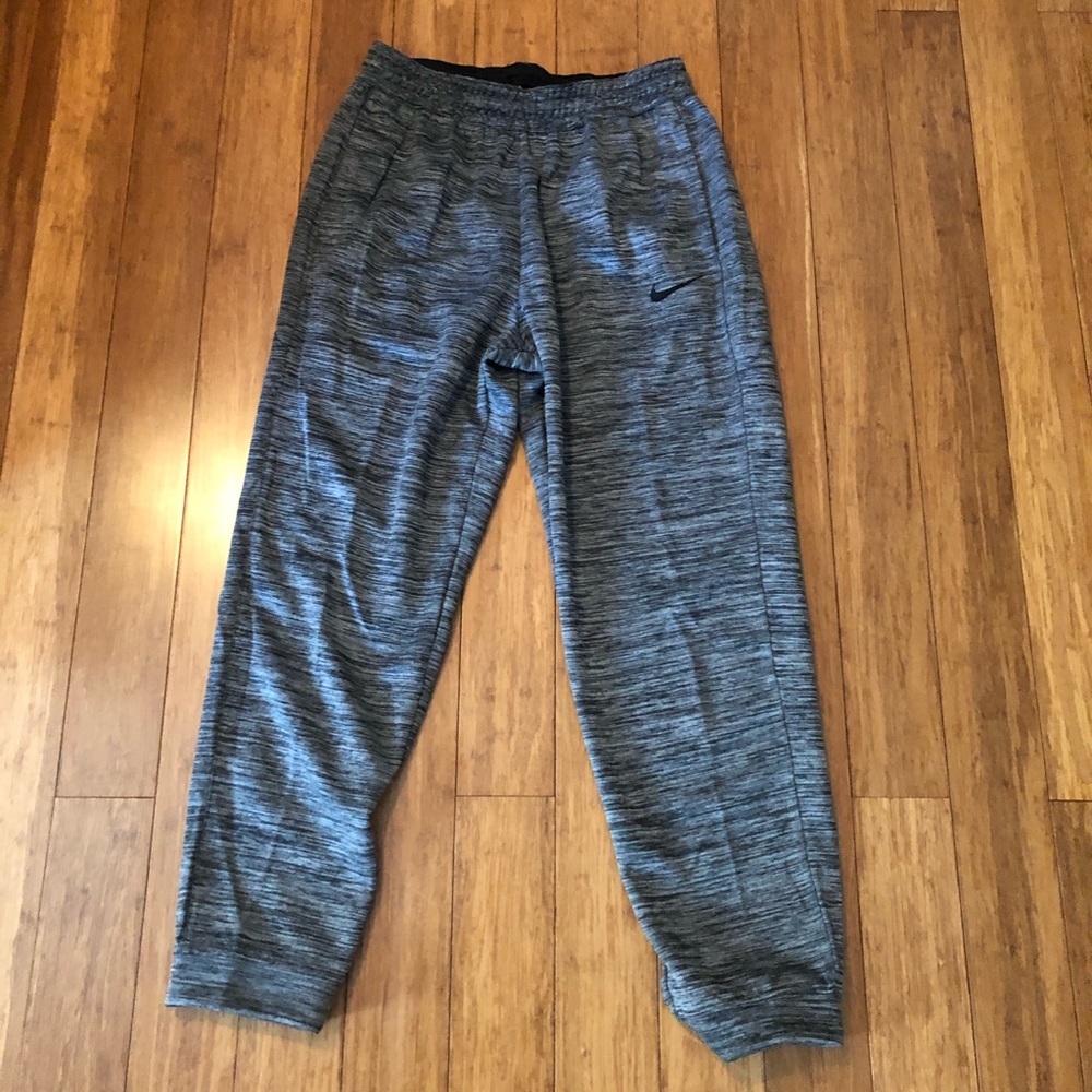 Nike medium joggers